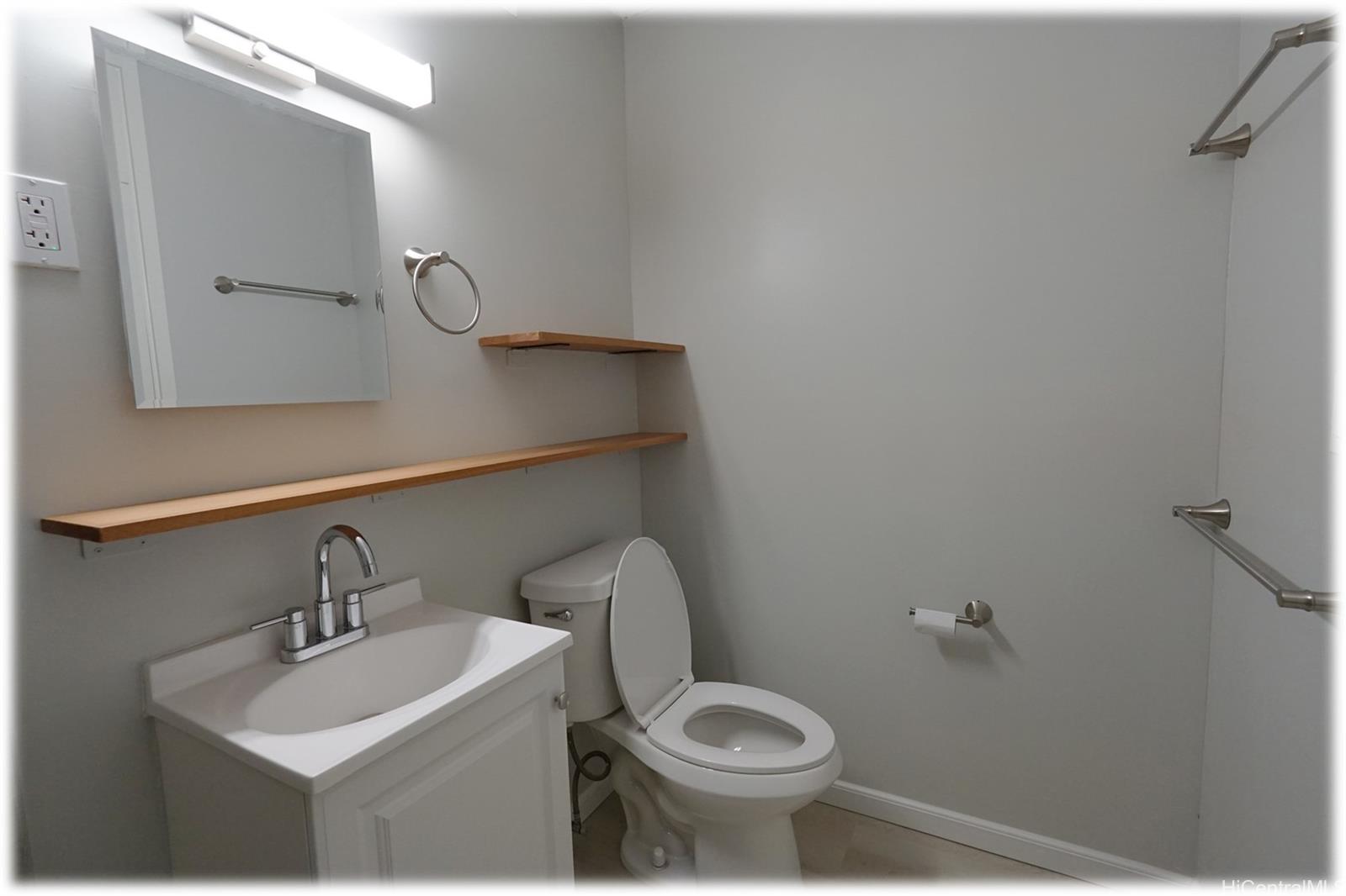 509 University Ave Honolulu - Rental - photo 12 of 22