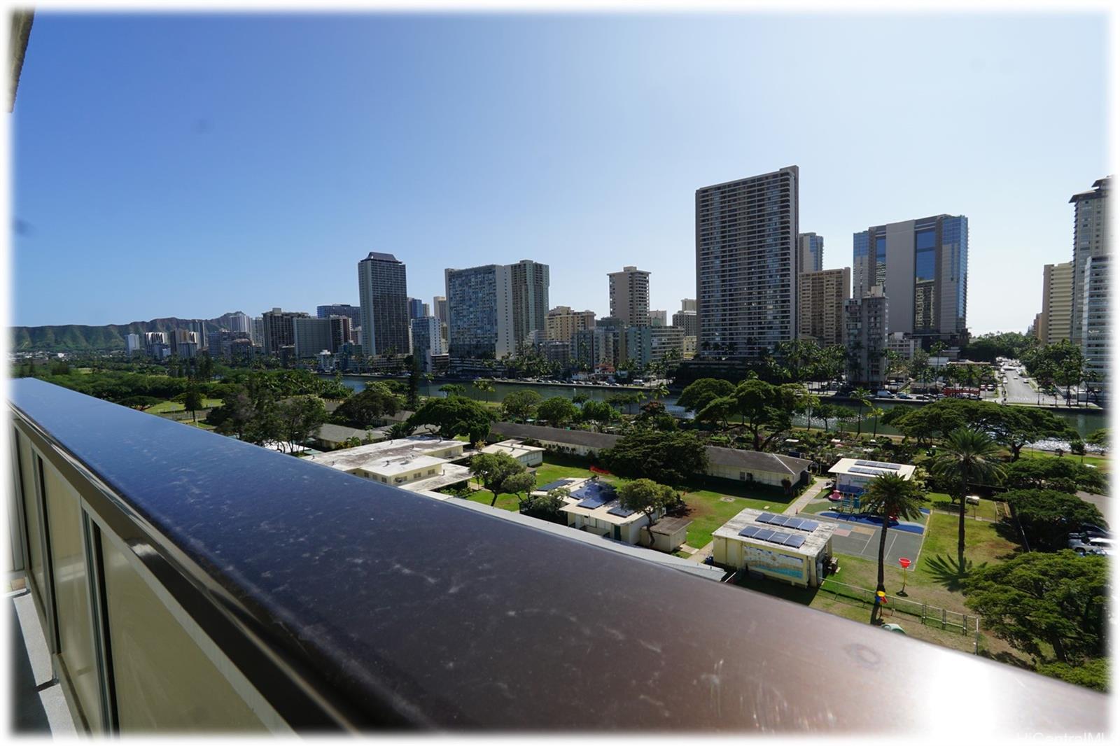 509 University Ave Honolulu - Rental - photo 13 of 22