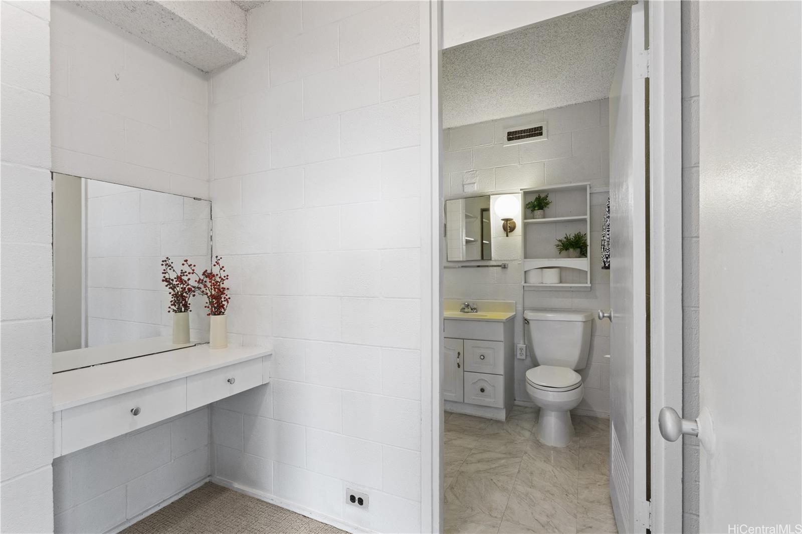 Ala Wai Cove condo # 1006, Honolulu, Hawaii - photo 14 of 21