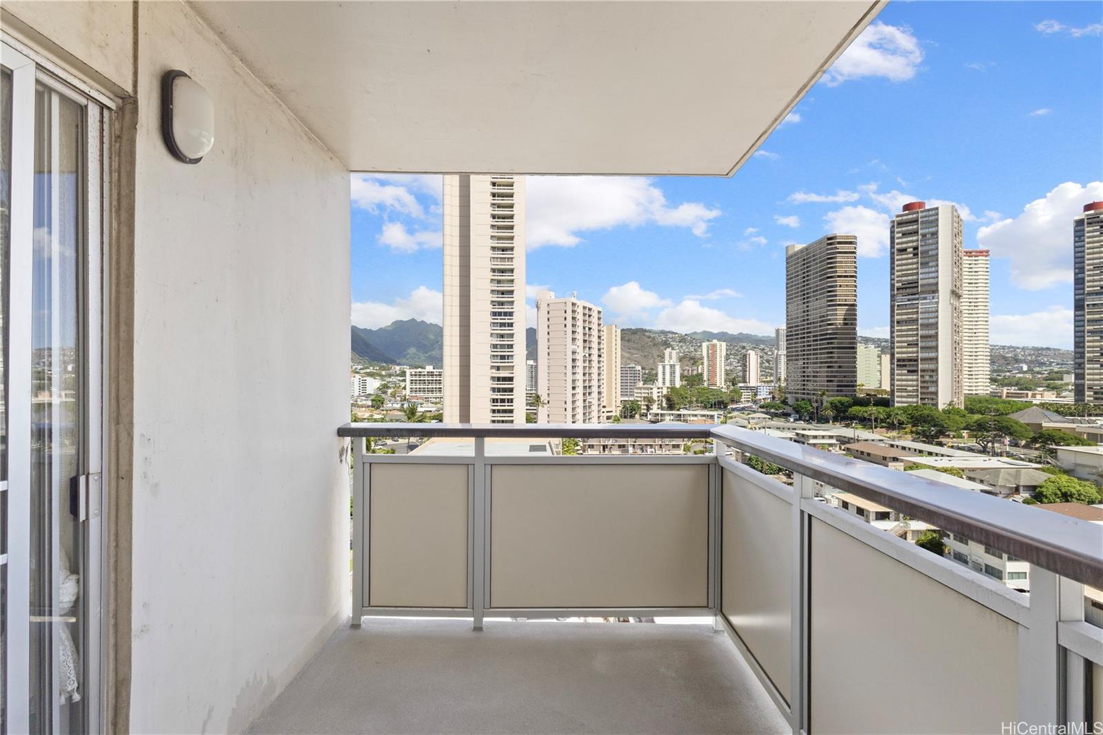 Ala Wai Cove condo # 1006, Honolulu, Hawaii - photo 15 of 21