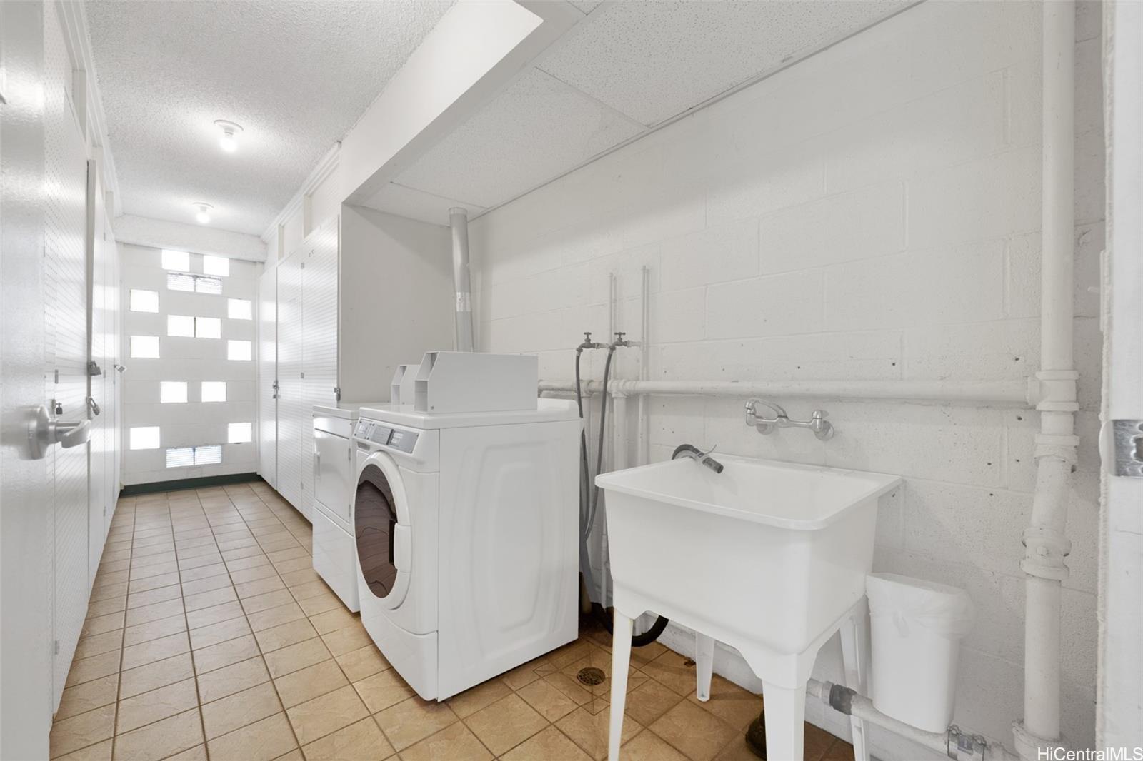 Ala Wai Cove condo # 201, Honolulu, Hawaii - photo 13 of 18