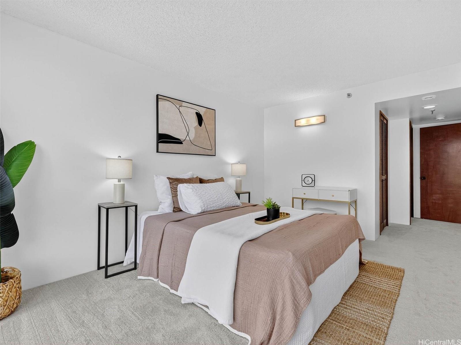 Country Club Plaza condo # 1202, Honolulu, Hawaii - photo 13 of 23