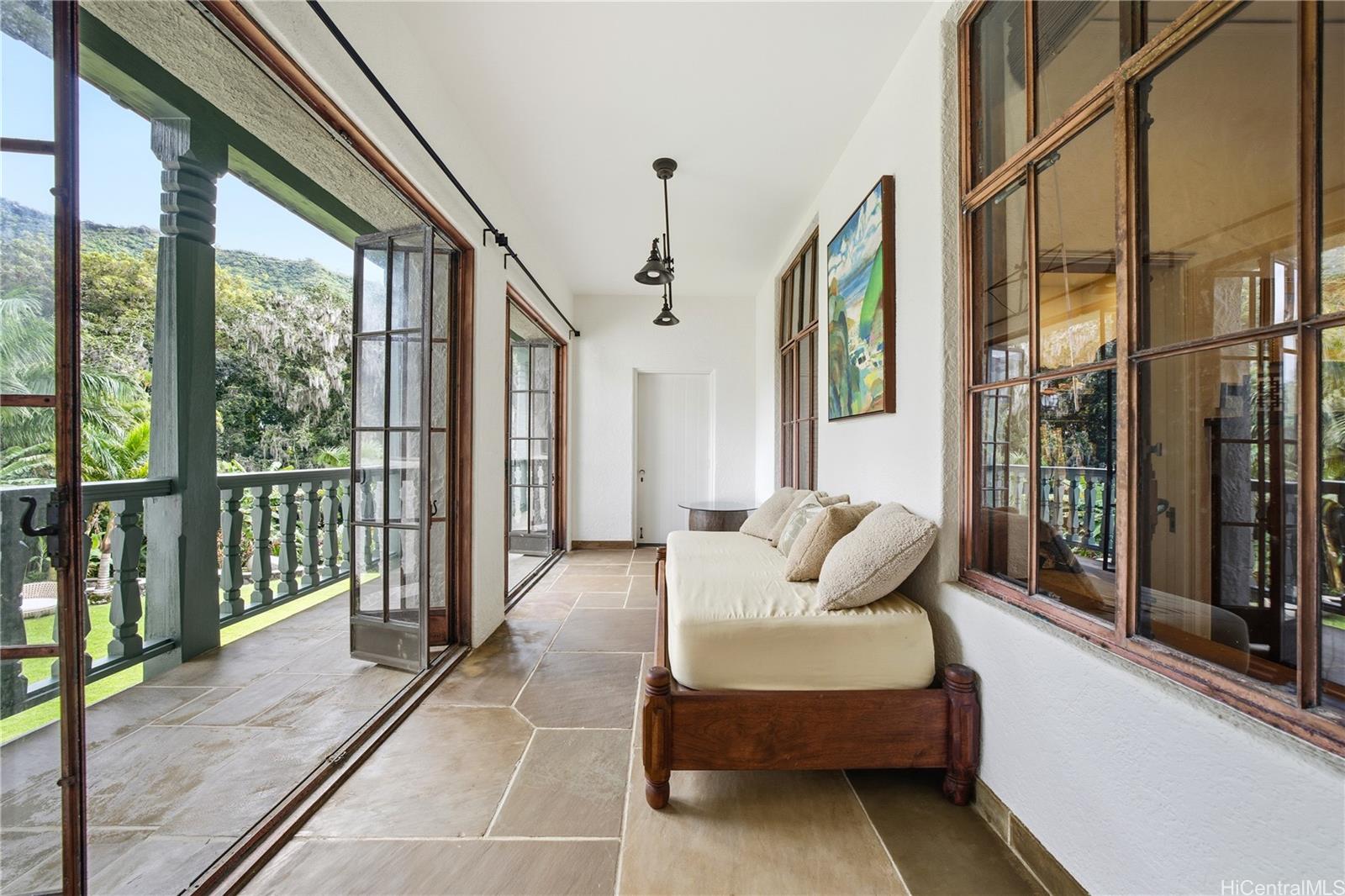 51  Kepola Place Dowsett, Honolulu home - photo 19 of 25