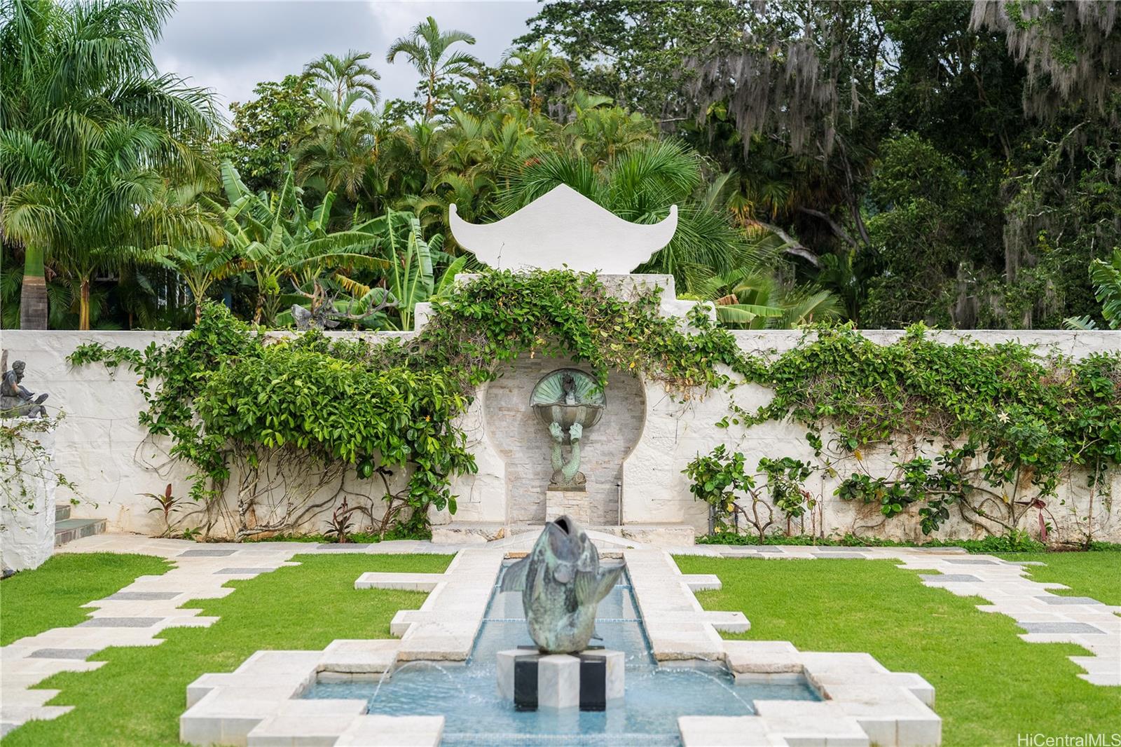 51  Kepola Place Dowsett, Honolulu home - photo 23 of 25