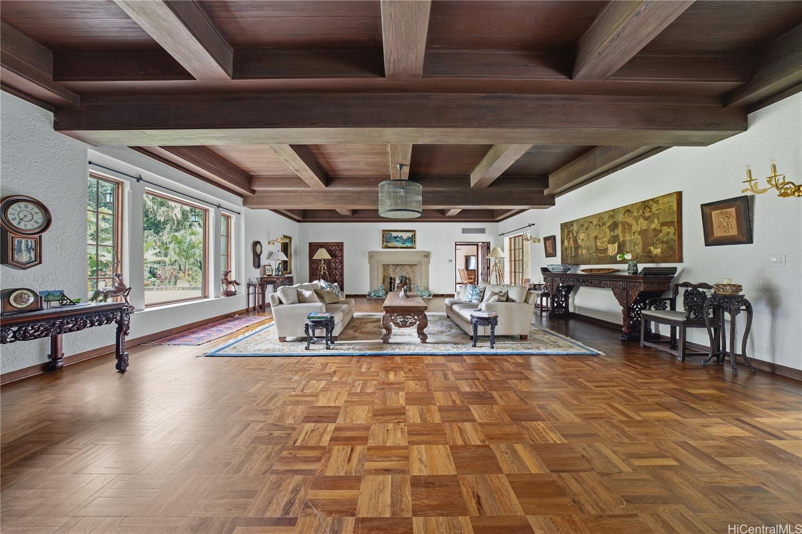 51  Kepola Place Dowsett, Honolulu home - photo 8 of 25