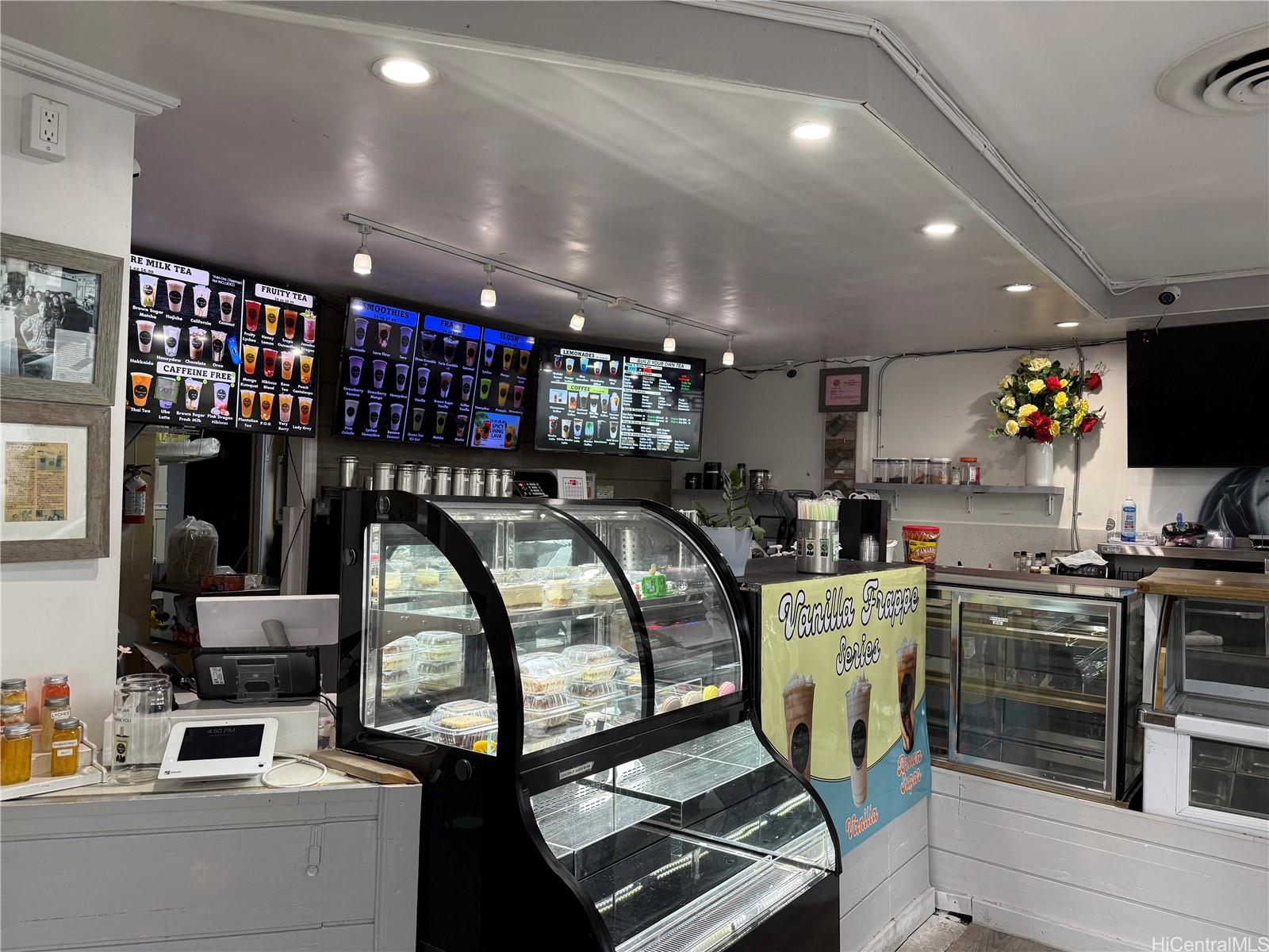 510 Piikoi Street Kakaako  - photo 3 of 6