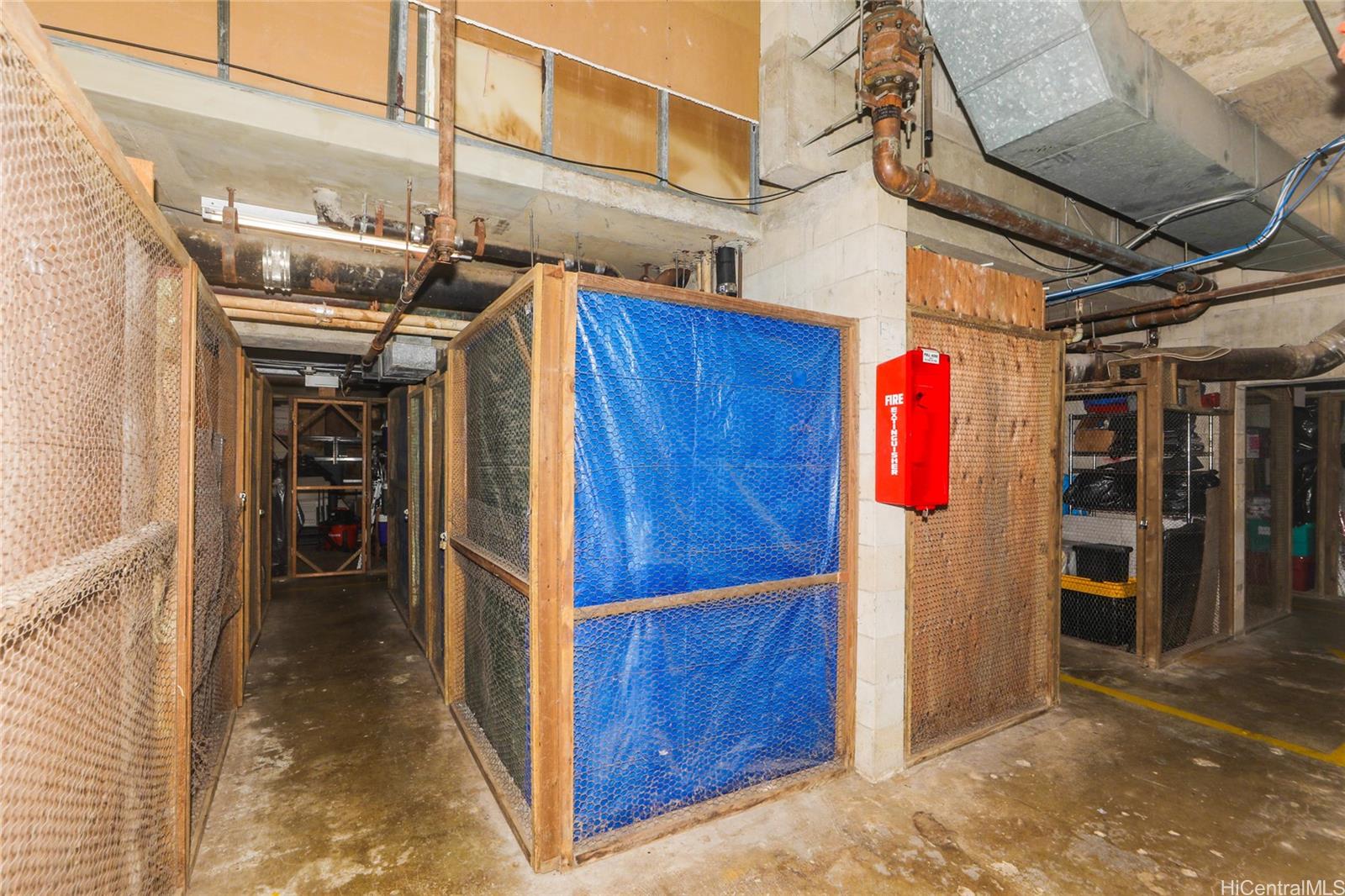 Mauna Luan condo # 1-2C, Honolulu, Hawaii - photo 13 of 25