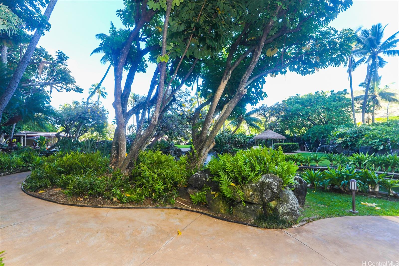 Mauna Luan condo # 1-2C, Honolulu, Hawaii - photo 19 of 25