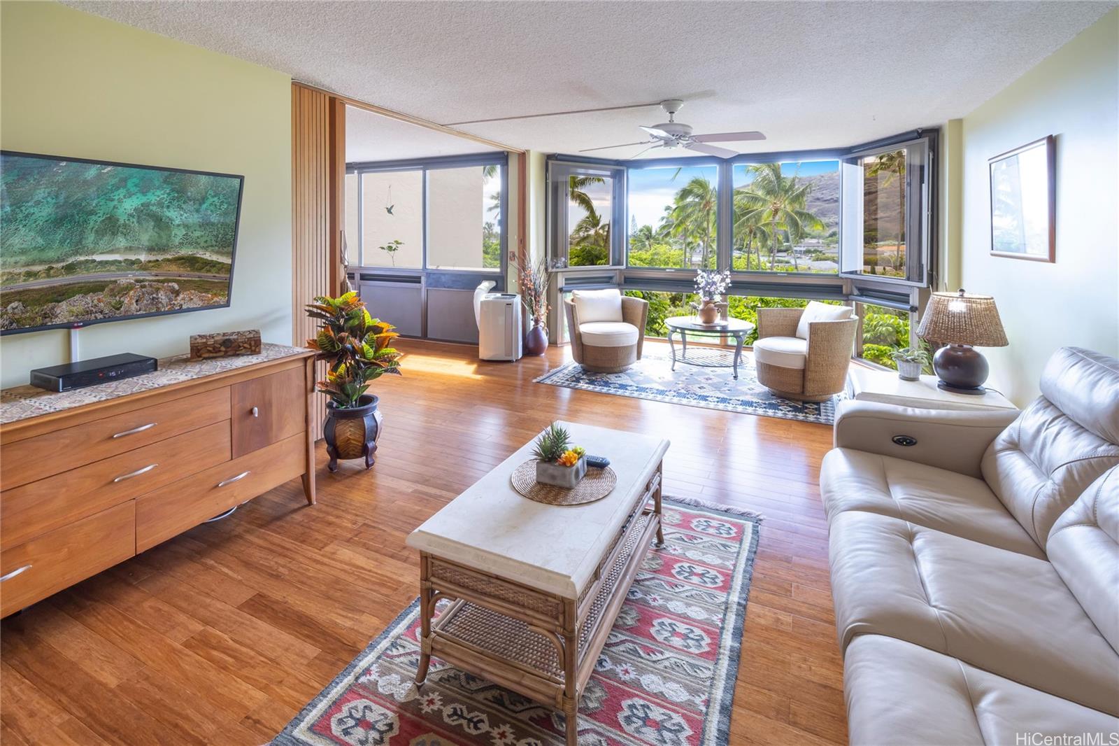 Mauna Luan 1/4C, 511 Hahaione Street, Honolulu Hahaionelower