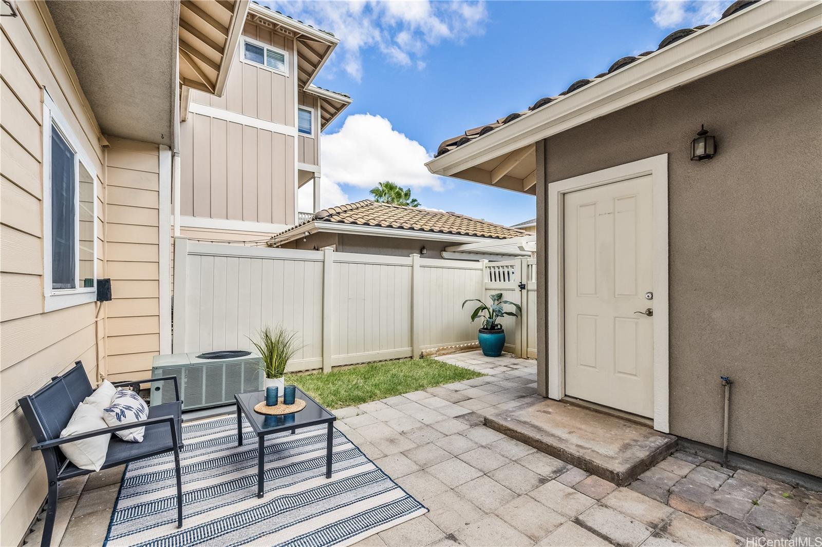 Mehana townhouse # 407, Kapolei, Hawaii - photo 15 of 24