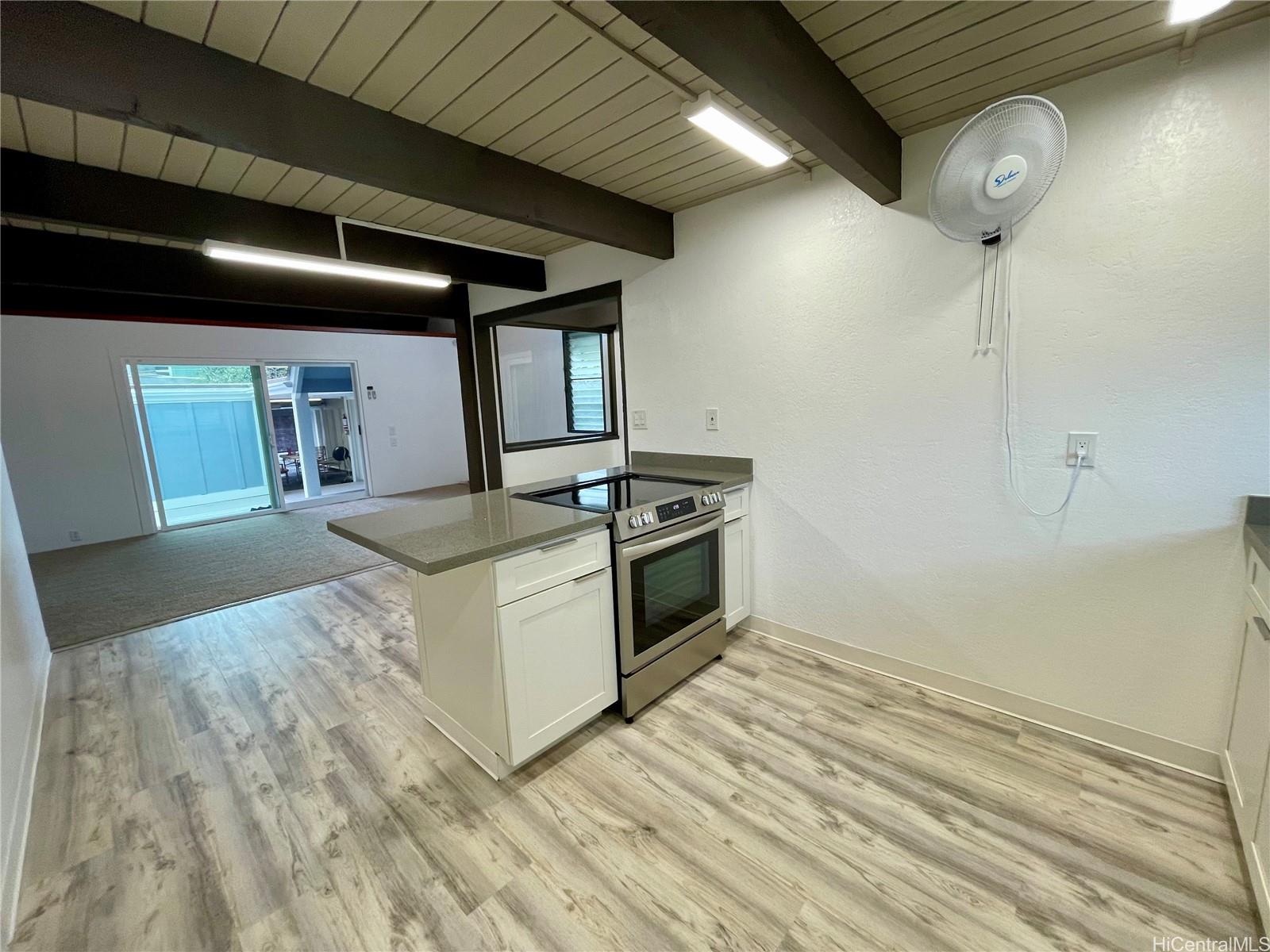 51-147  Kaaawa Park Lane Kaaawa, Kaneohe home - photo 5 of 22