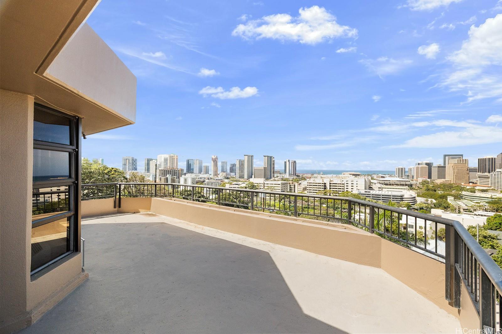 512 Iolani Ave Honolulu - Rental - photo 9 of 21
