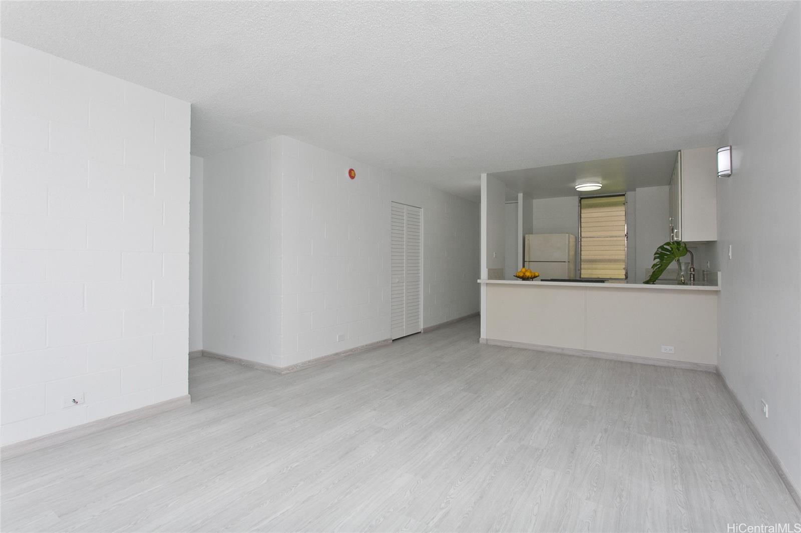 Likini West condo # 214, Honolulu, Hawaii - photo 3 of 11