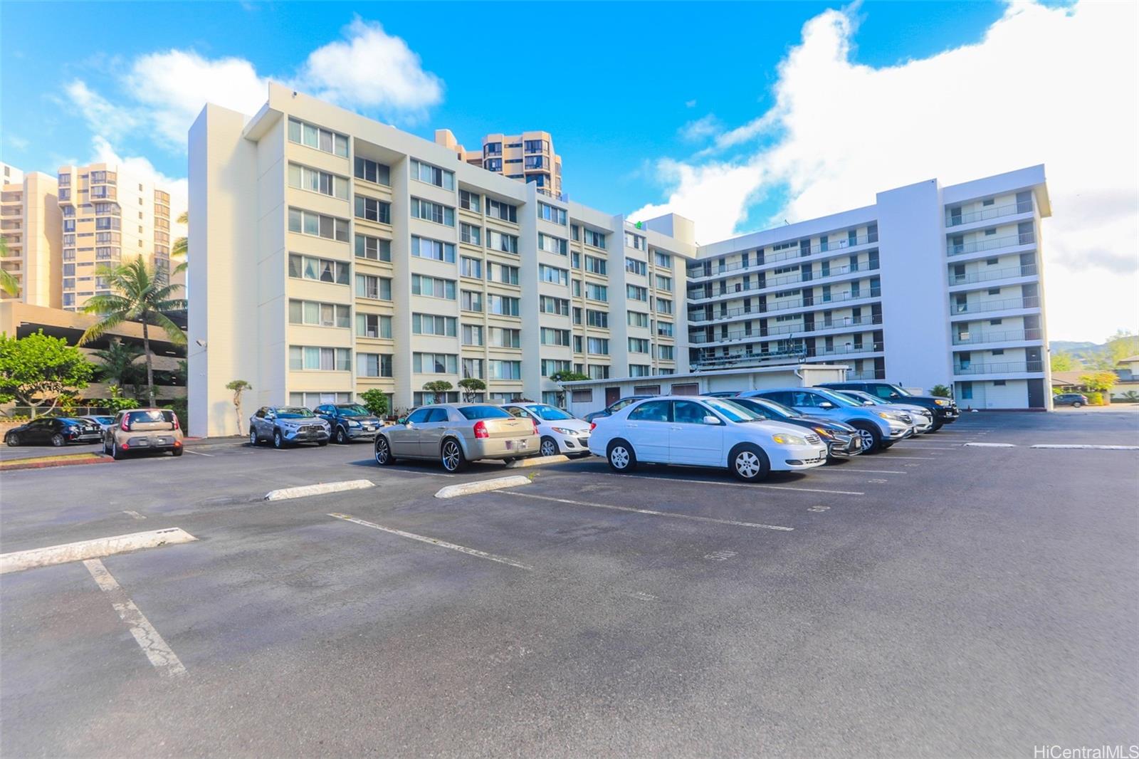 Likini West condo # 515, Honolulu, Hawaii - photo 2 of 10