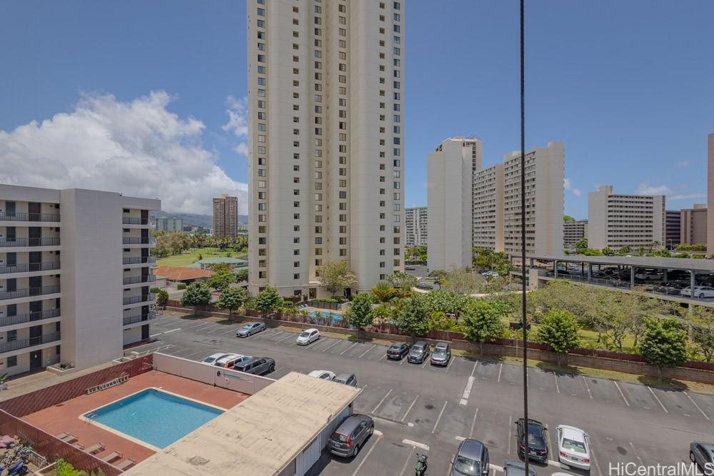 Likini West condo # 616, Honolulu, Hawaii - photo 14 of 25