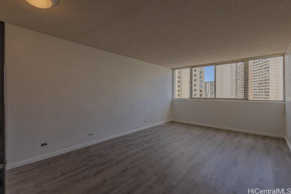 Likini West condo # 616, Honolulu, Hawaii - photo 5 of 25