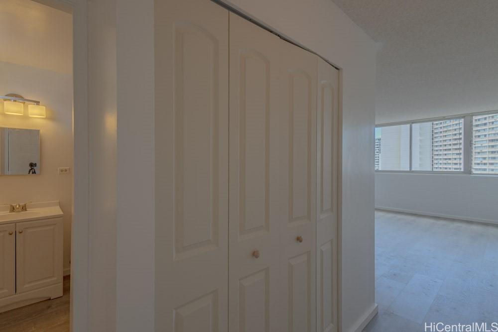 Likini West condo # 616, Honolulu, Hawaii - photo 7 of 25