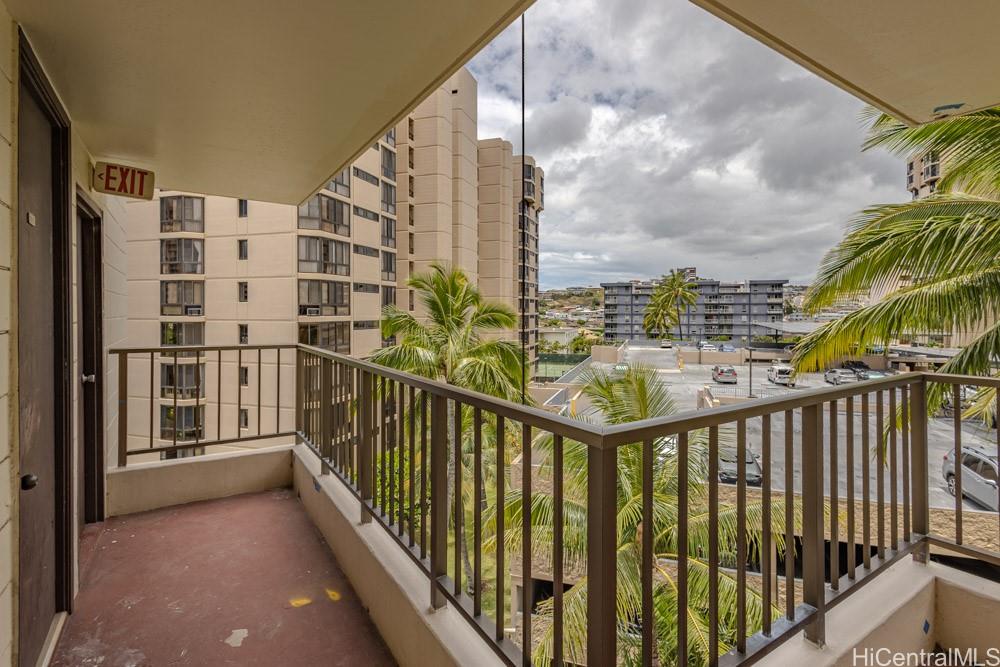 Likini West condo # 616, Honolulu, Hawaii - photo 9 of 25
