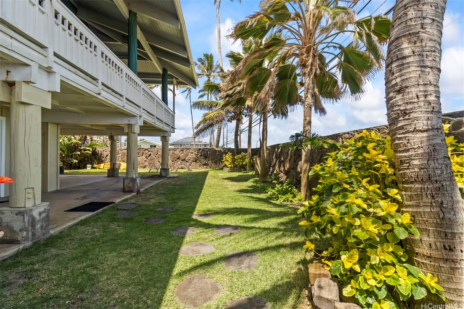 51-408  Kamehameha Hwy Kaaawa, Kaneohe home - photo 22 of 25