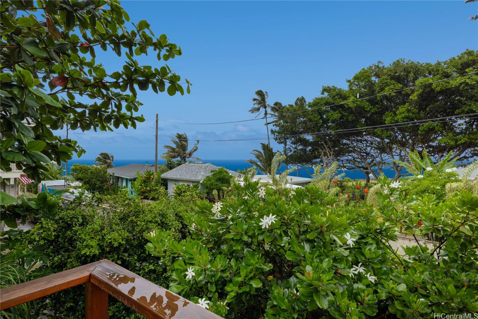 51-523  Kamehameha Hwy Kaaawa, Kaneohe home - photo 5 of 22