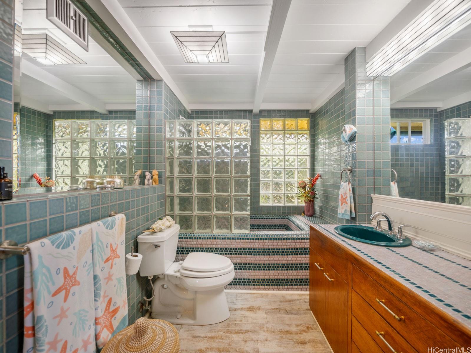 51-529  Kamehameha Hwy Kaaawa, Kaneohe home - photo 16 of 25