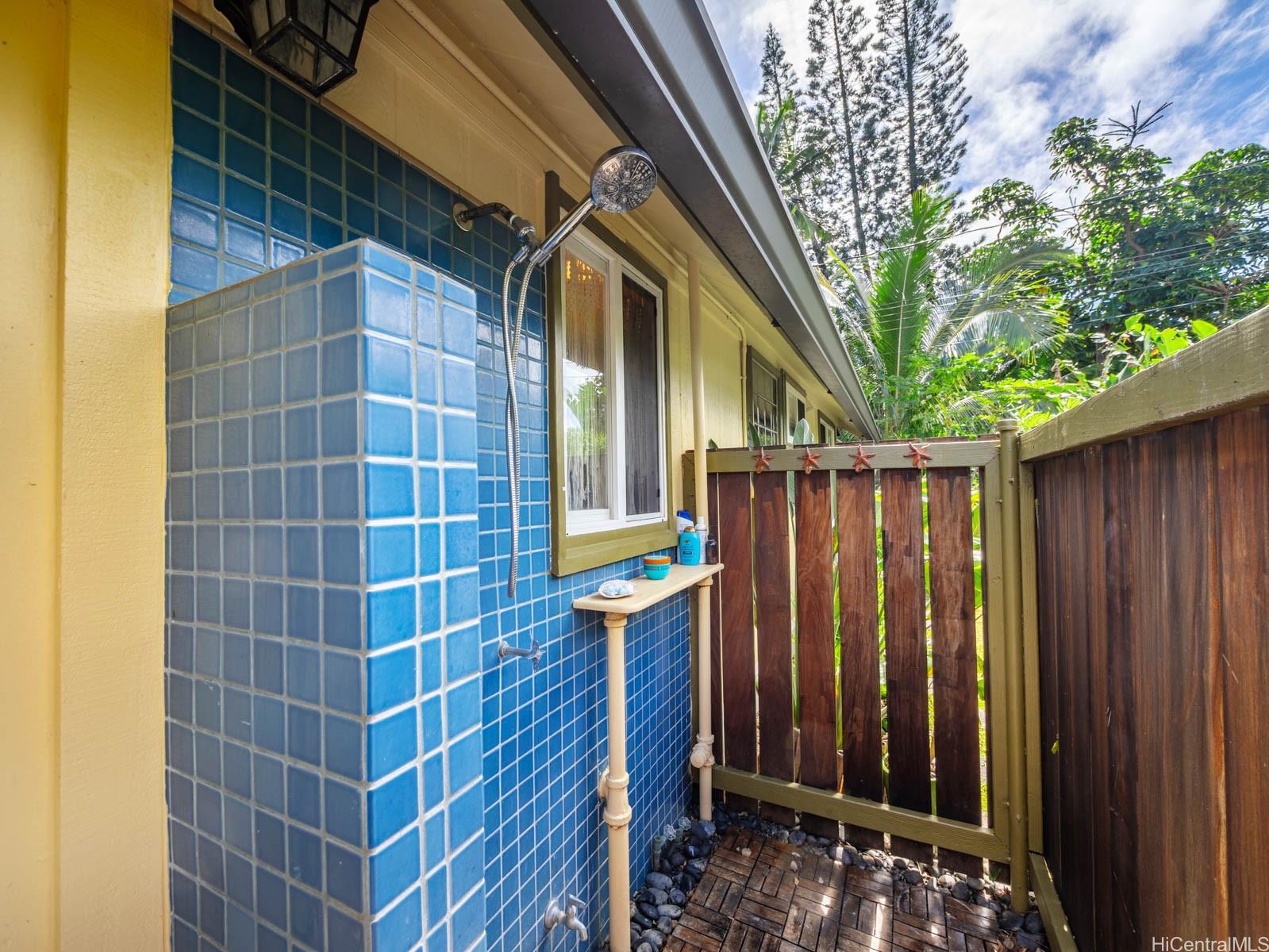 51-529  Kamehameha Hwy Kaaawa, Kaneohe home - photo 22 of 25