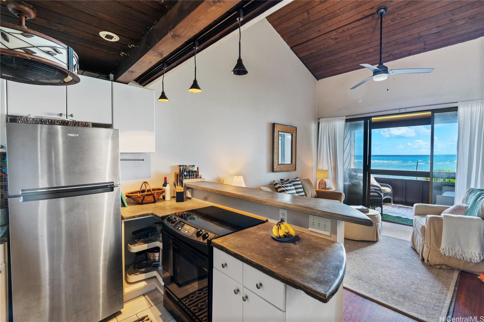 Makaua Village condo # 1124, Kaaawa, Hawaii - photo 6 of 20