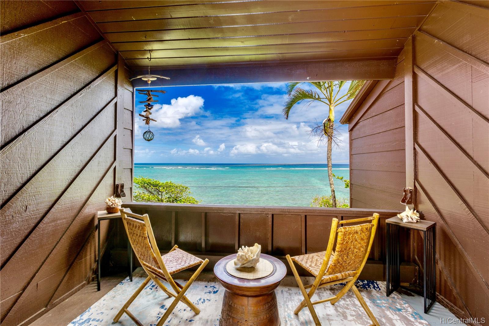 Makaua Village 124, 51636 Kamehameha Hwy, Kaaawa Kaaawa