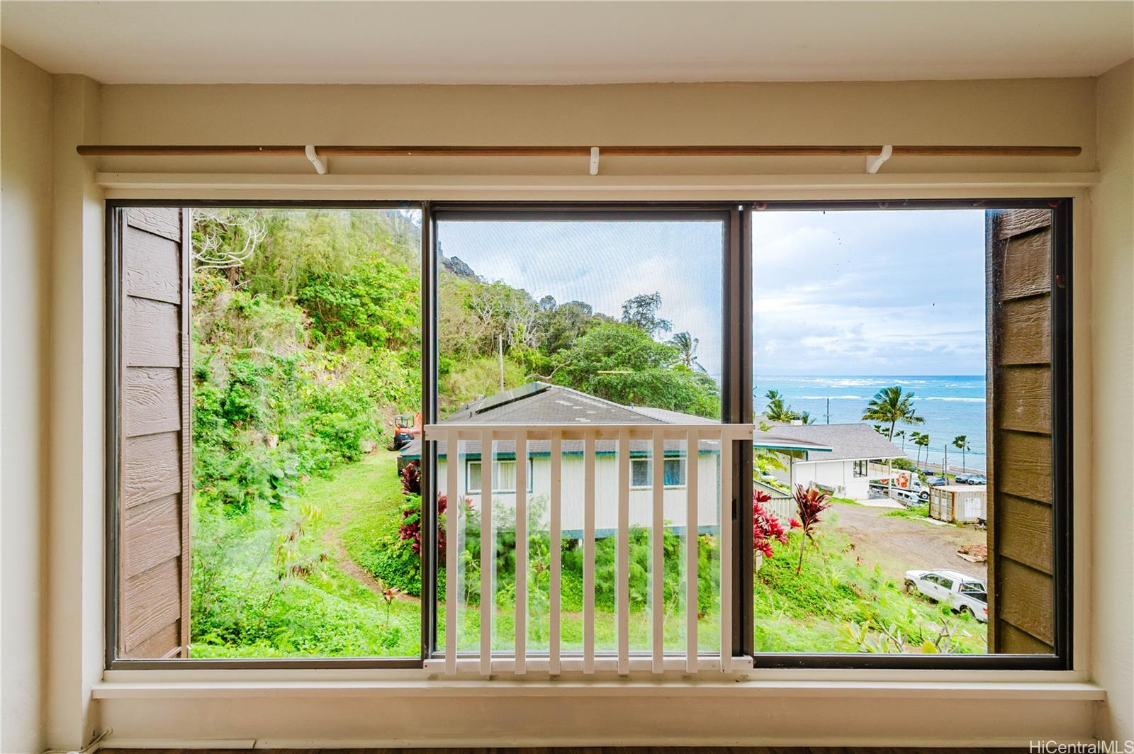 51-636 Kamehameha Hwy townhouse # 4413, Kaaawa, Hawaii - photo 3 of 23