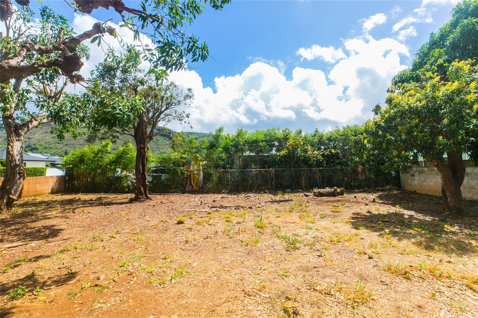 5175  Nohu Street Aina Haina Area, Diamond Head home - photo 10 of 24