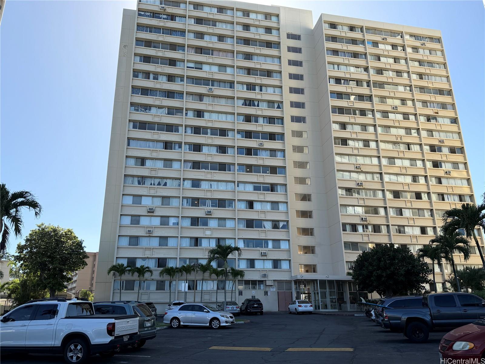 Royal Towers condo # 704, Honolulu, Hawaii - photo 14 of 14