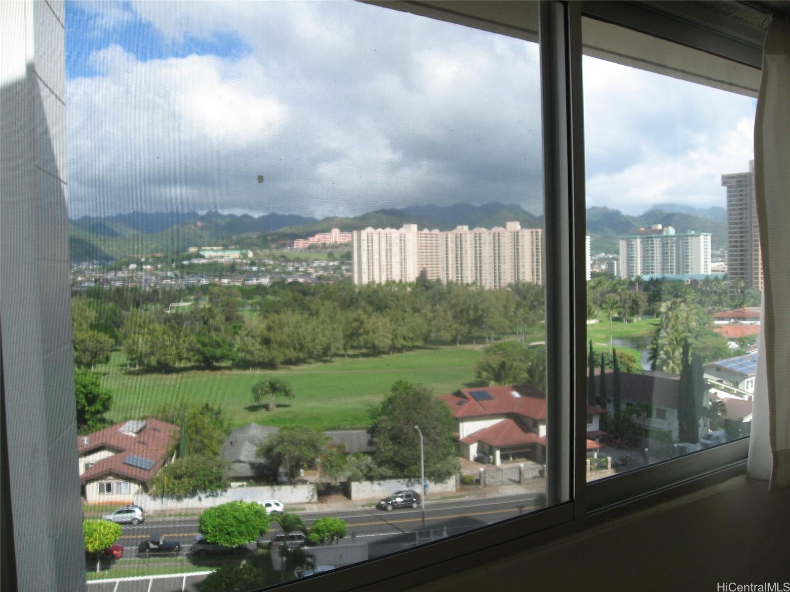 Royal Towers condo # 802, Honolulu, Hawaii - photo 1 of 25