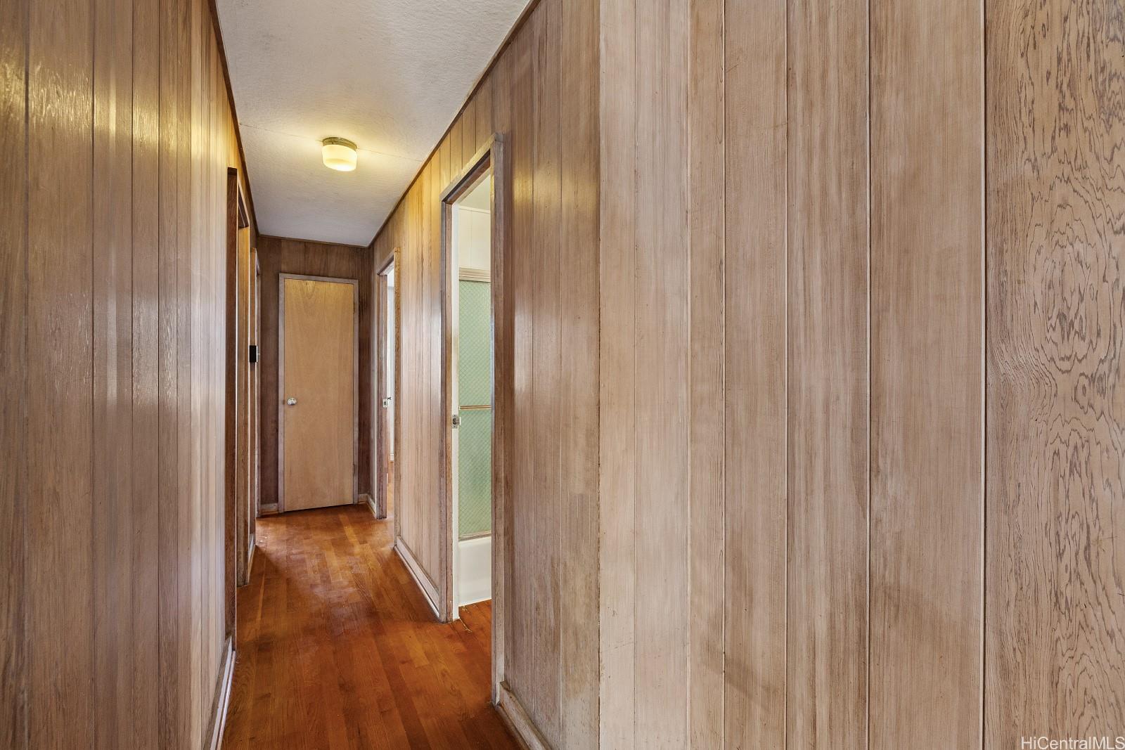 519  Panui St Liliha, Honolulu home - photo 8 of 25