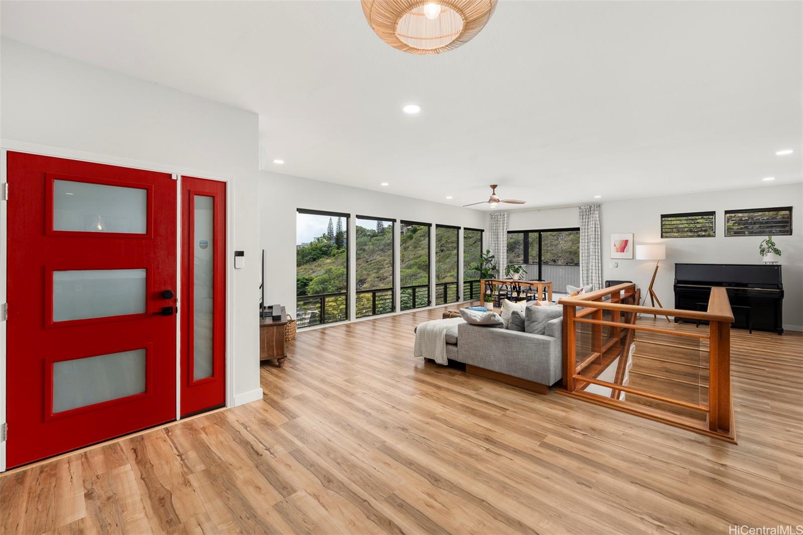 5197  Poola Street Waialae Iki, Diamond Head home - photo 2 of 25