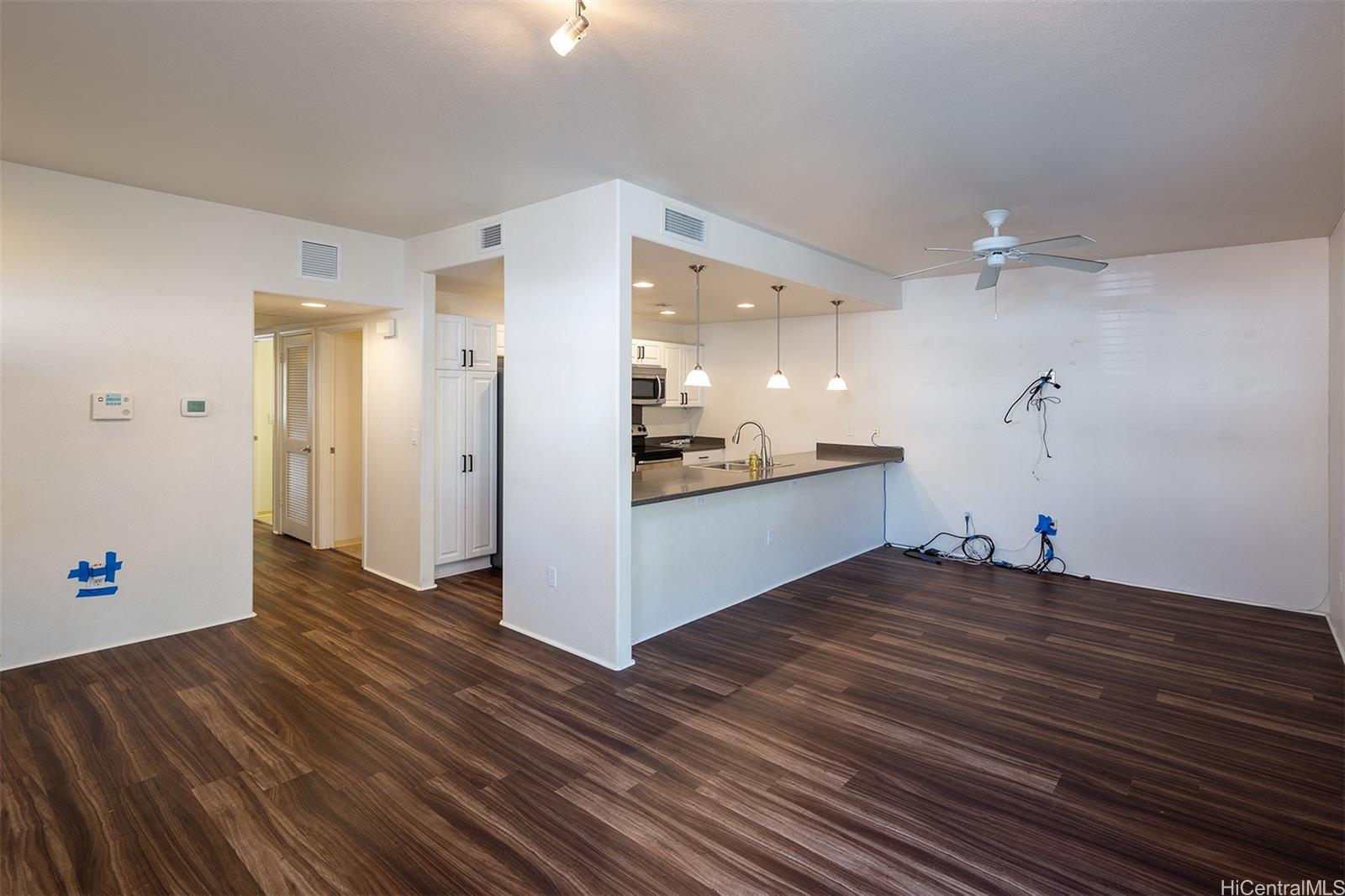 520 Kunehi St Kapolei - Rental - photo 2 of 16