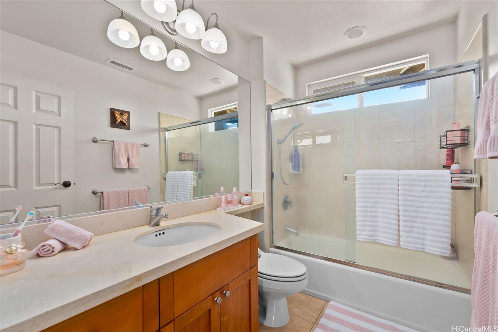 520  Lunalilo Home Road West Marina, Hawaii Kai home - photo 17 of 23
