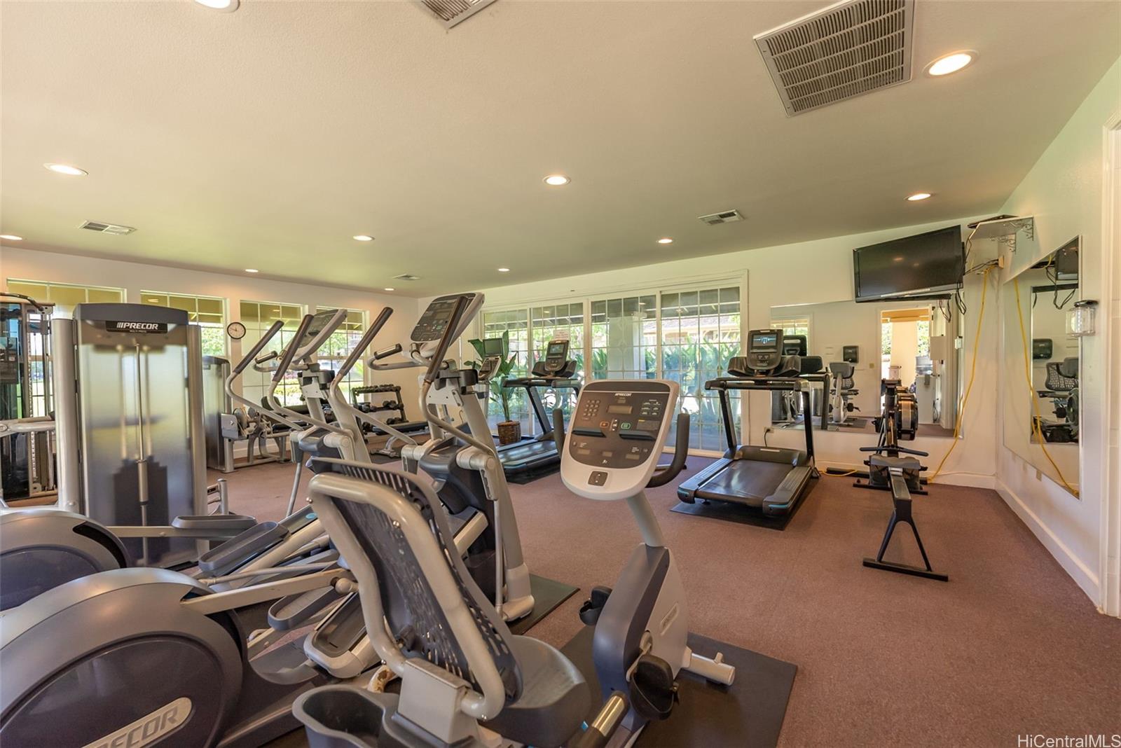 520  Lunalilo Home Road West Marina, Hawaii Kai home - photo 21 of 23