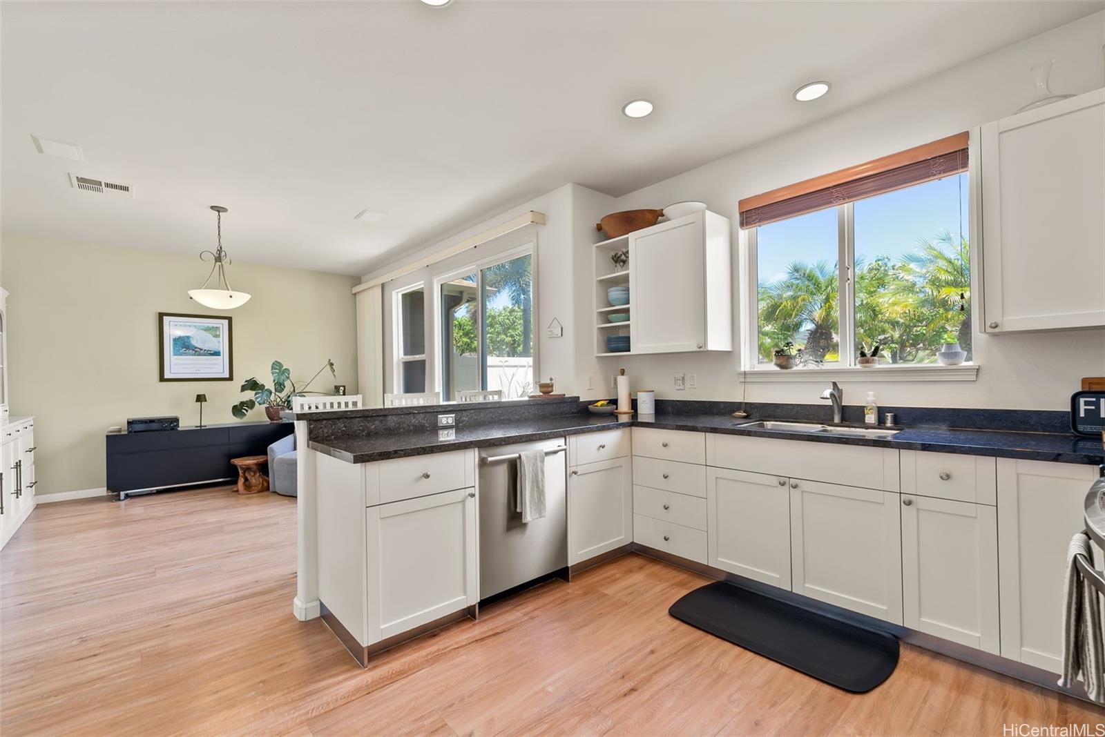 520  Lunalilo Home Road West Marina, Hawaii Kai home - photo 9 of 23