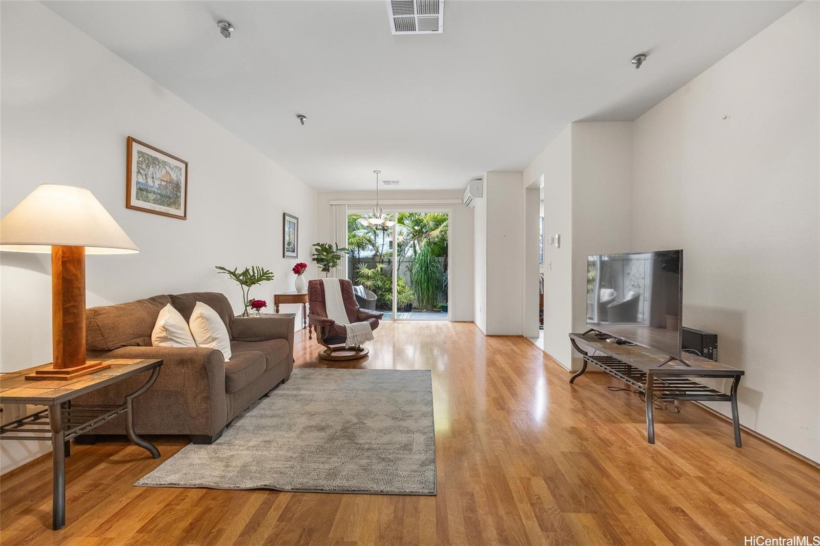 520  Lunalilo Home Road West Marina, Hawaii Kai home - photo 2 of 25