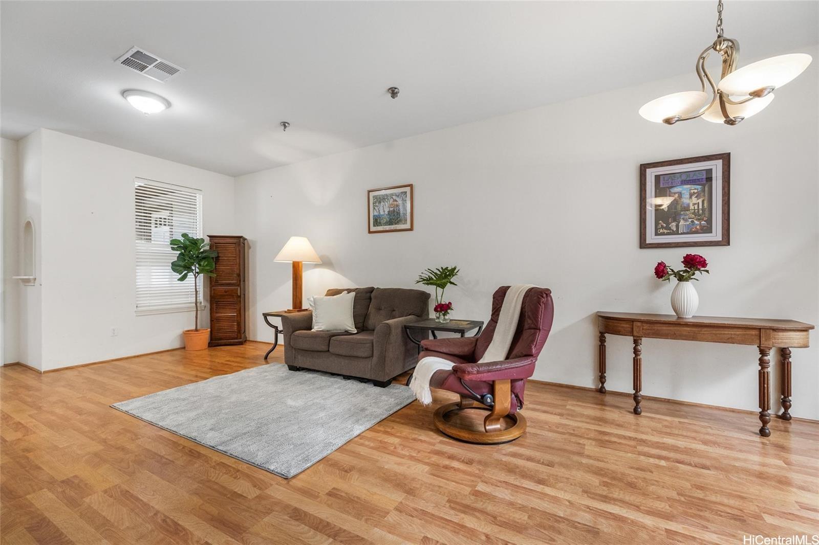 520  Lunalilo Home Road West Marina, Hawaii Kai home - photo 4 of 25