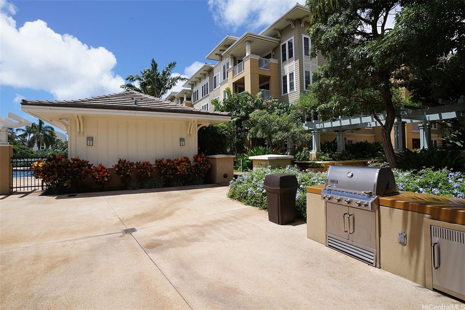 Colony at the Peninsula condo # 6104, Honolulu, Hawaii - photo 23 of 25