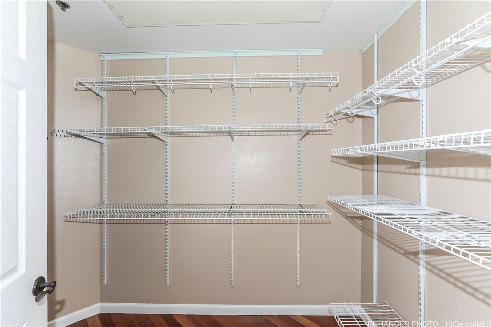 Colony at the Peninsula condo # 6202, Honolulu, Hawaii - photo 13 of 25