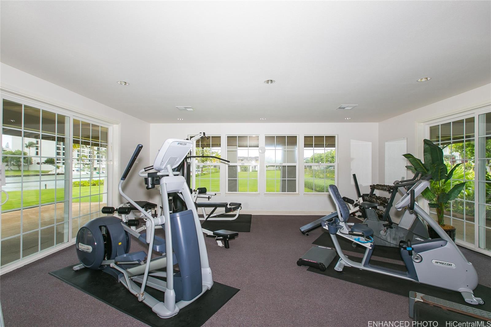 Colony at the Peninsula condo # 6202, Honolulu, Hawaii - photo 23 of 25