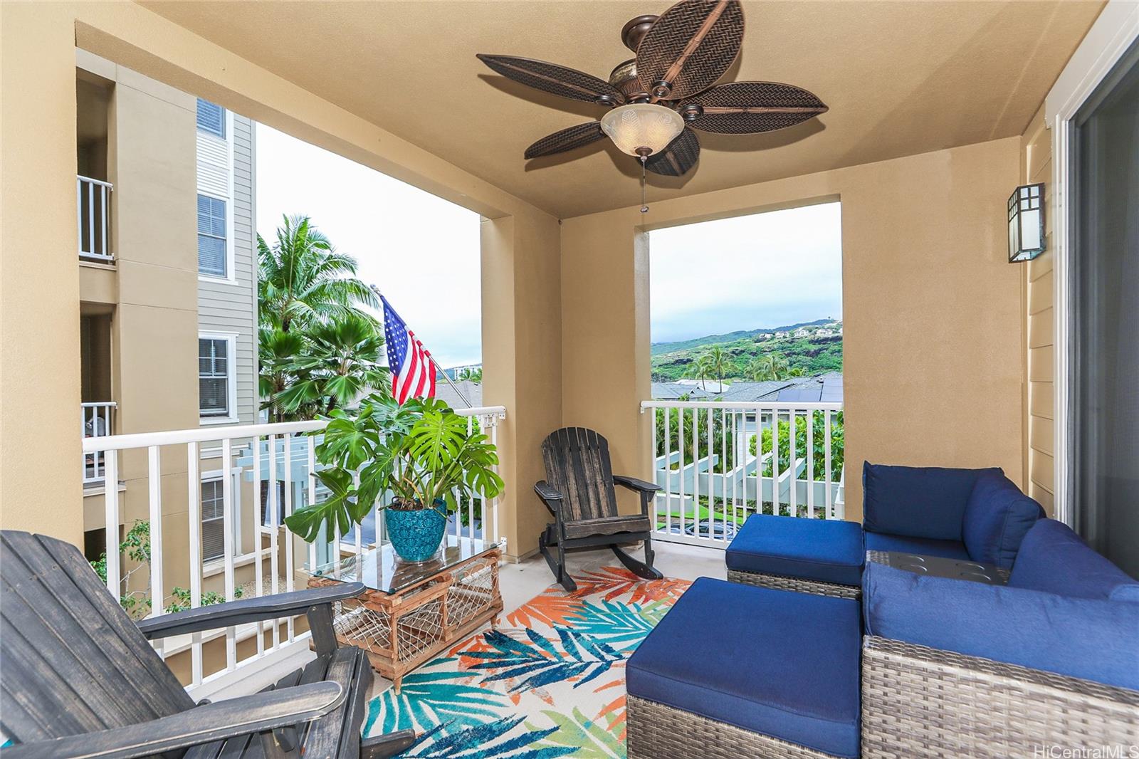 Colony at the Peninsula condo # 6214, Honolulu, Hawaii - photo 2 of 25