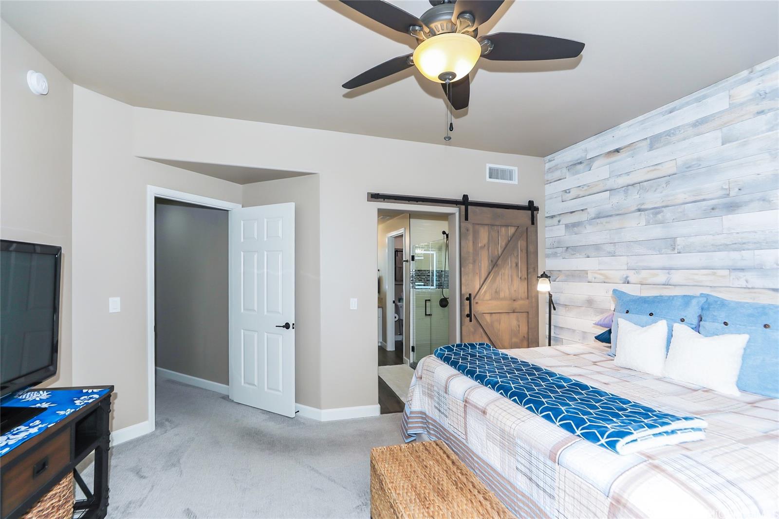 Colony at the Peninsula condo # 6214, Honolulu, Hawaii - photo 12 of 23