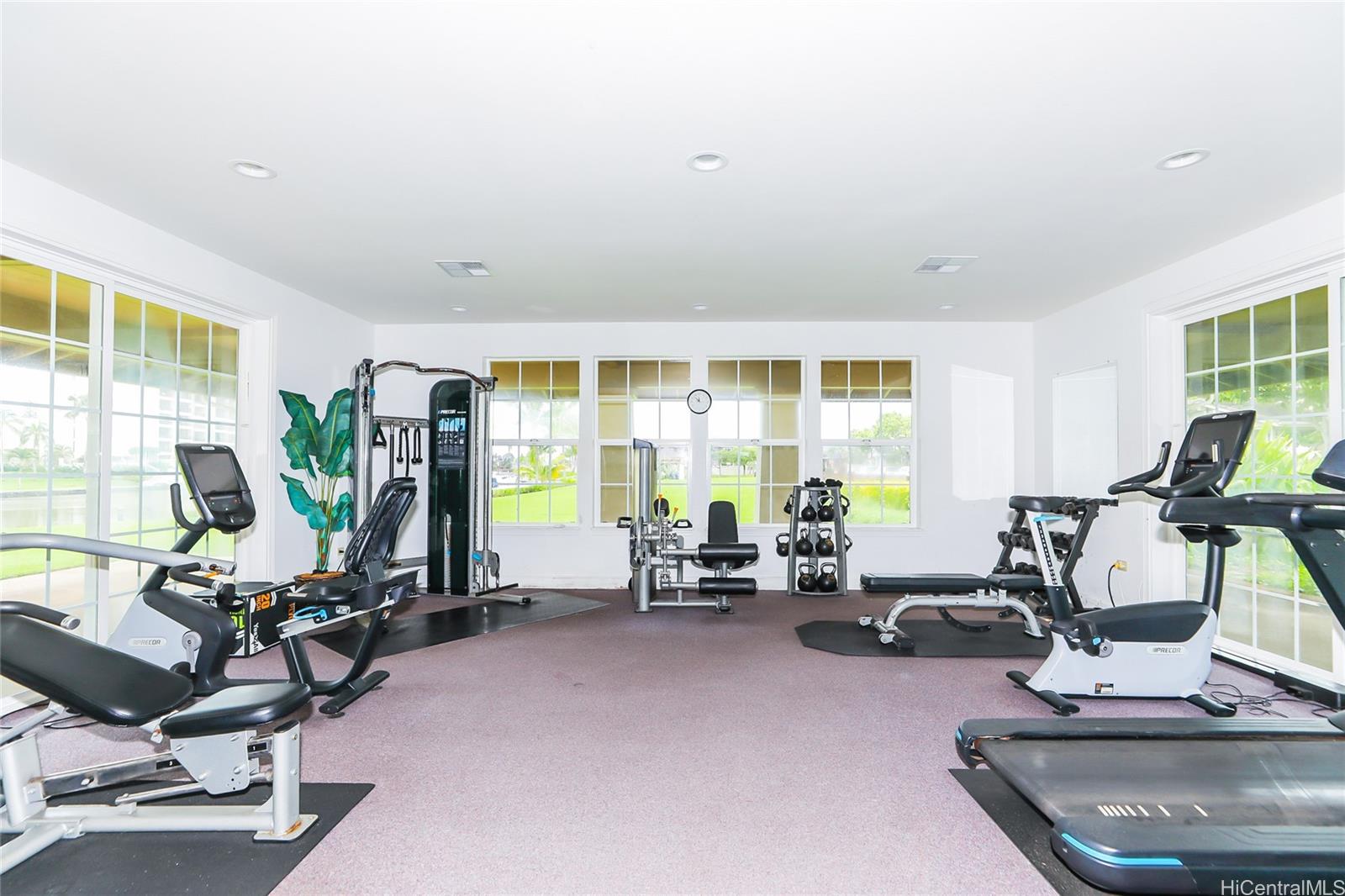 Colony at the Peninsula condo # 6214, Honolulu, Hawaii - photo 22 of 23