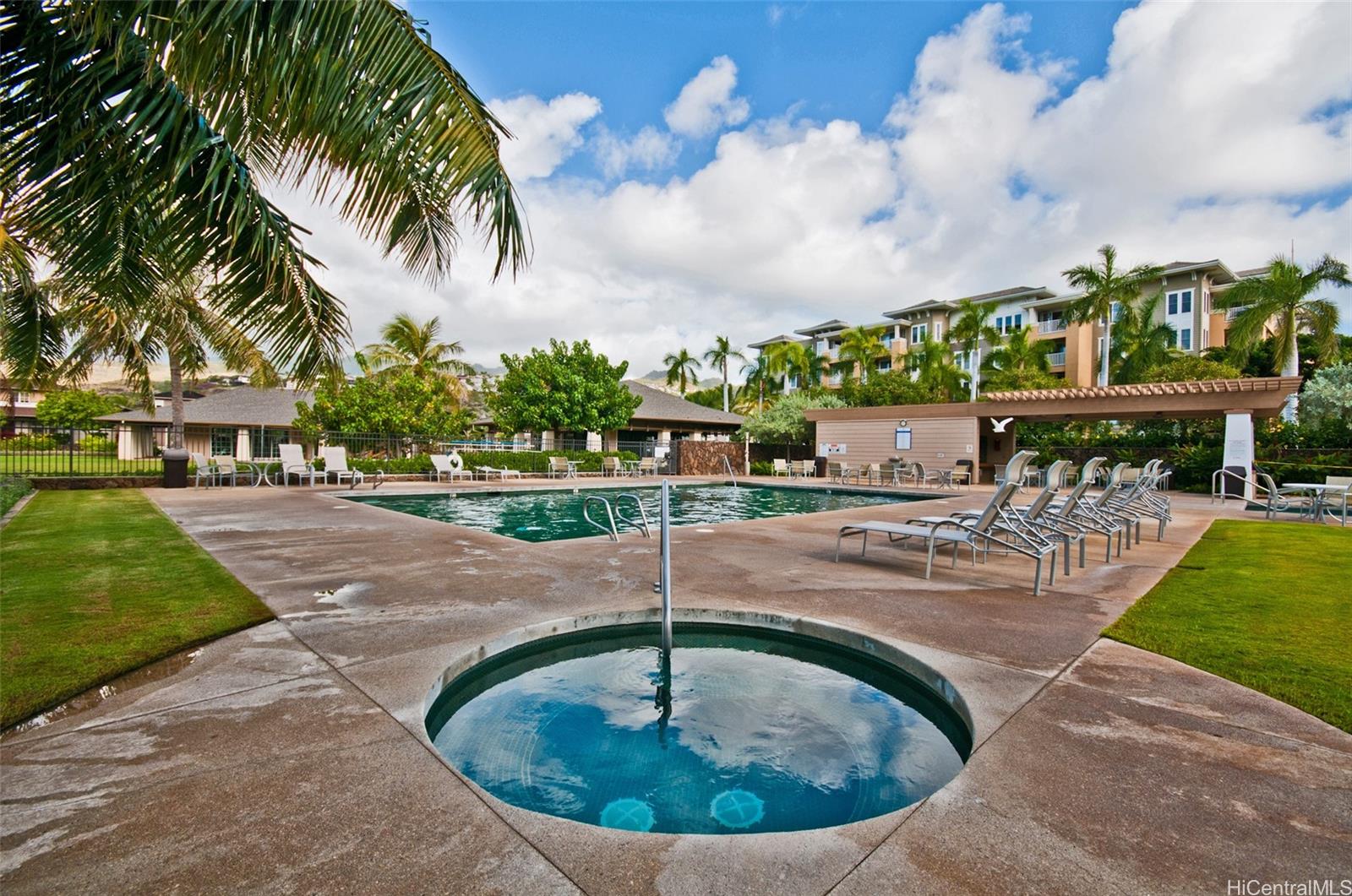 Colony at the Peninsula condo # 6214, Honolulu, Hawaii - photo 23 of 25