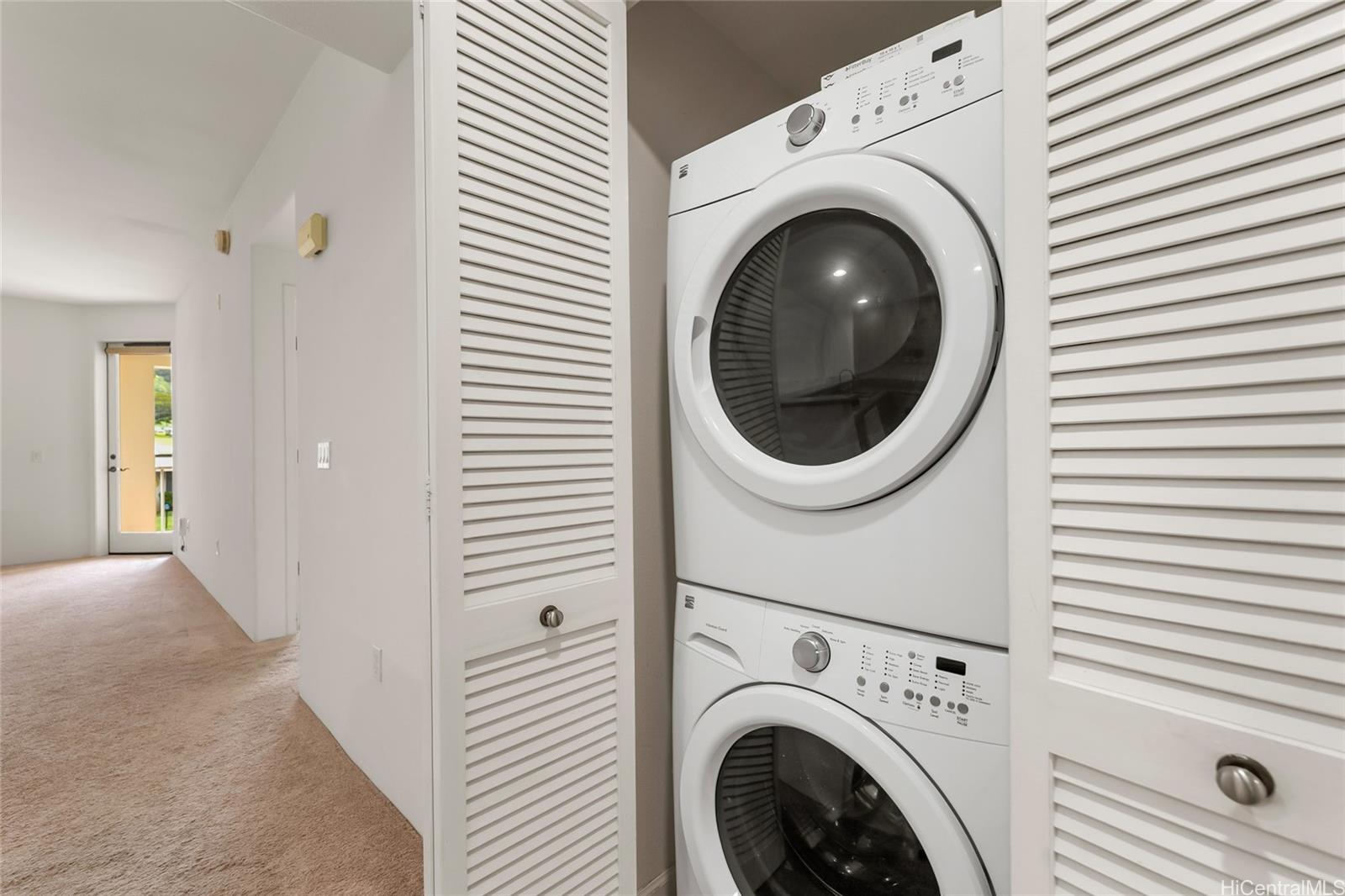 Colony at the Peninsula condo # 7104, Honolulu, Hawaii - photo 12 of 21