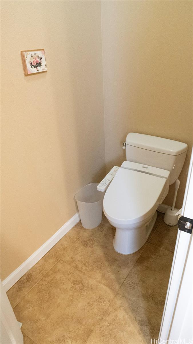 Colony at the Peninsula condo # 7107, Honolulu, Hawaii - photo 13 of 21