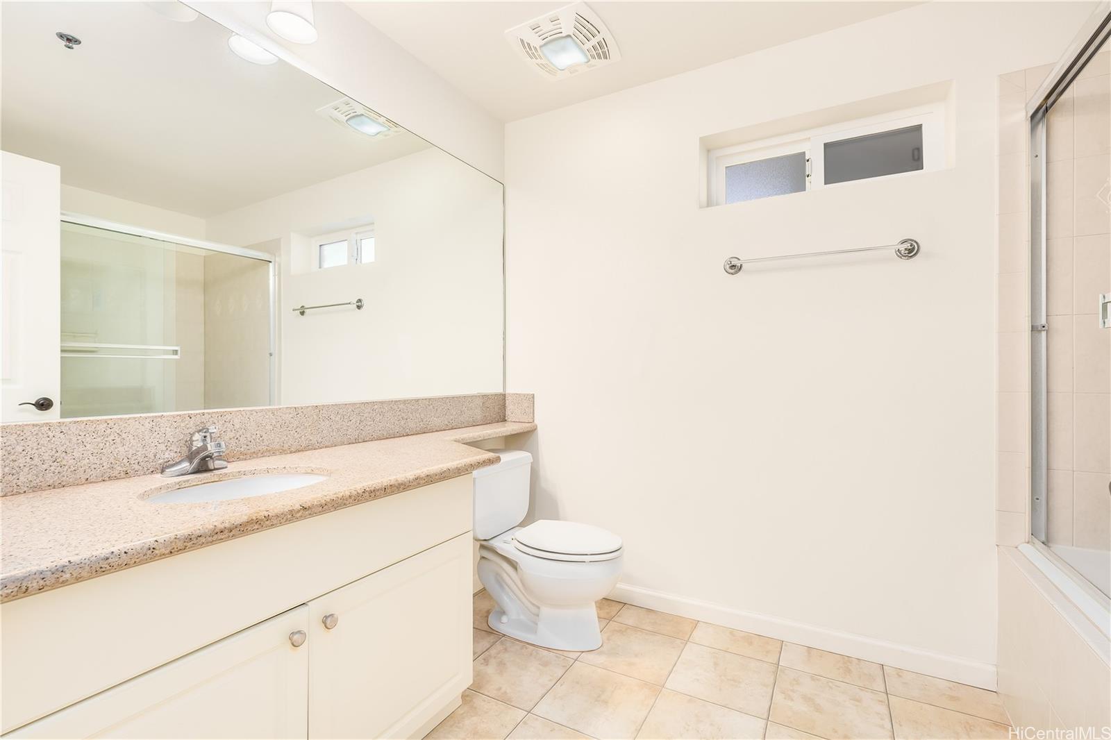 Colony at the Peninsula condo # 7121, Honolulu, Hawaii - photo 16 of 23